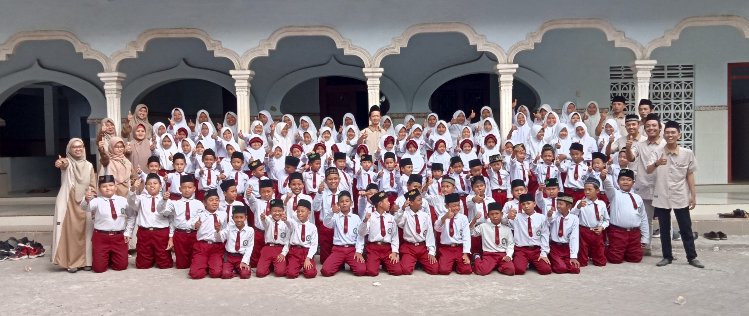 SISWA DAN GURU